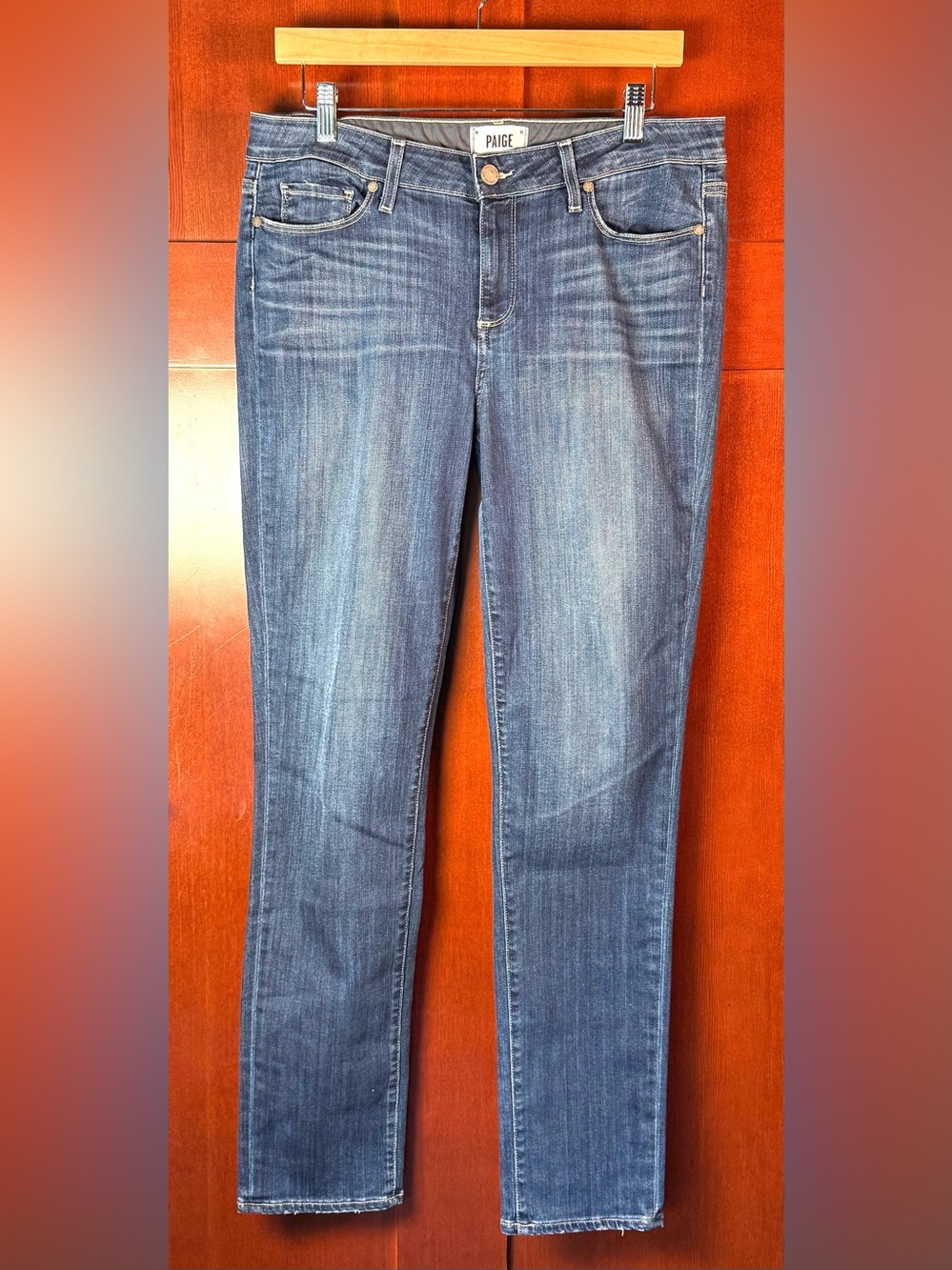 PAIGE Women’s Medium Wash Straight Leg Jeans Classic Denim Size 32